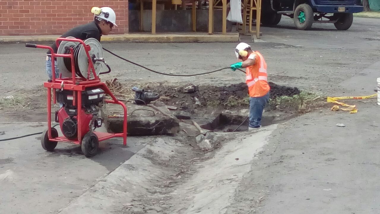 Limpieza de Tuberías – EMDO – Especialistas en Mantenimiento de ...